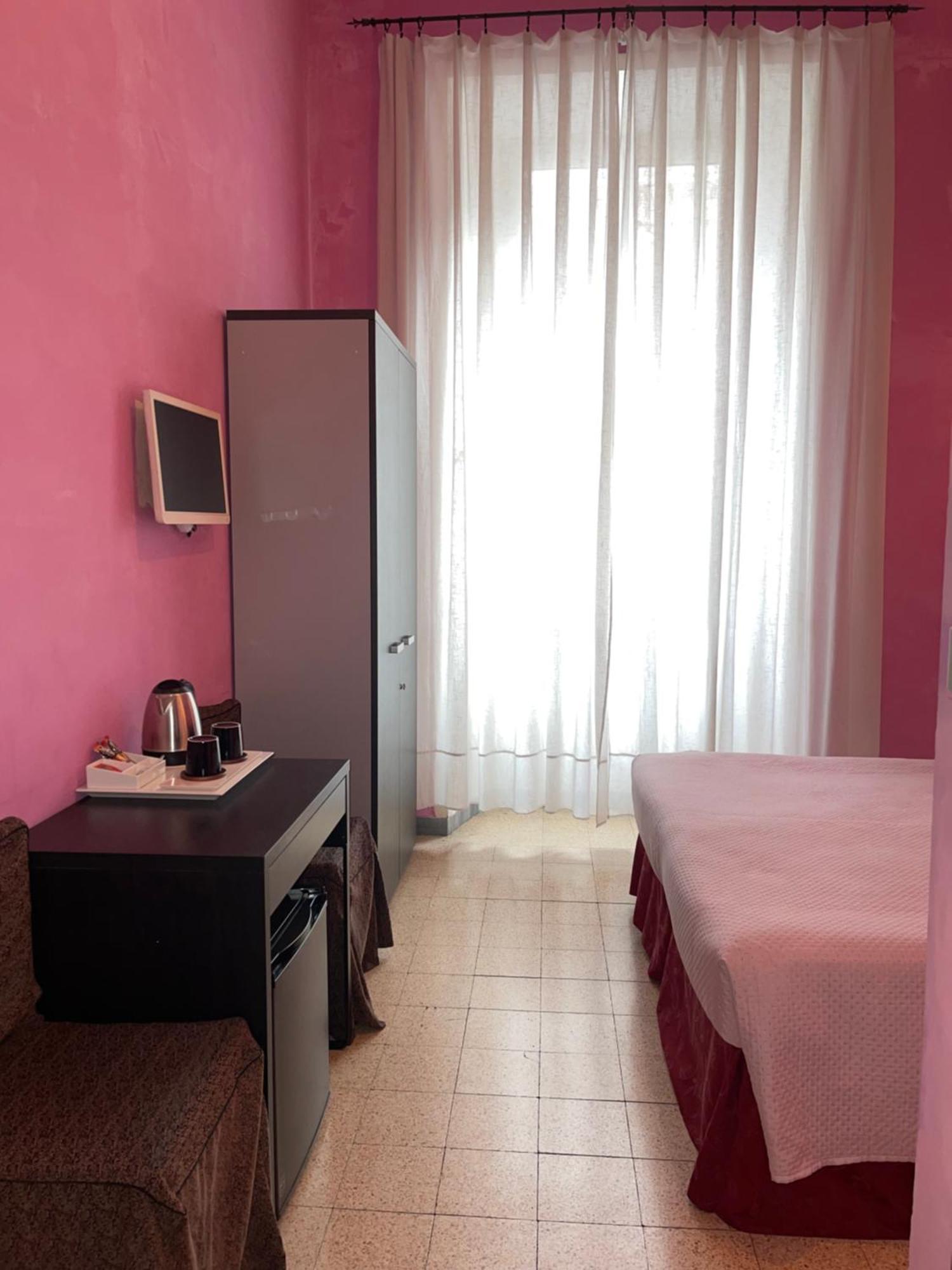 Guest House Meret Roma Dış mekan fotoğraf