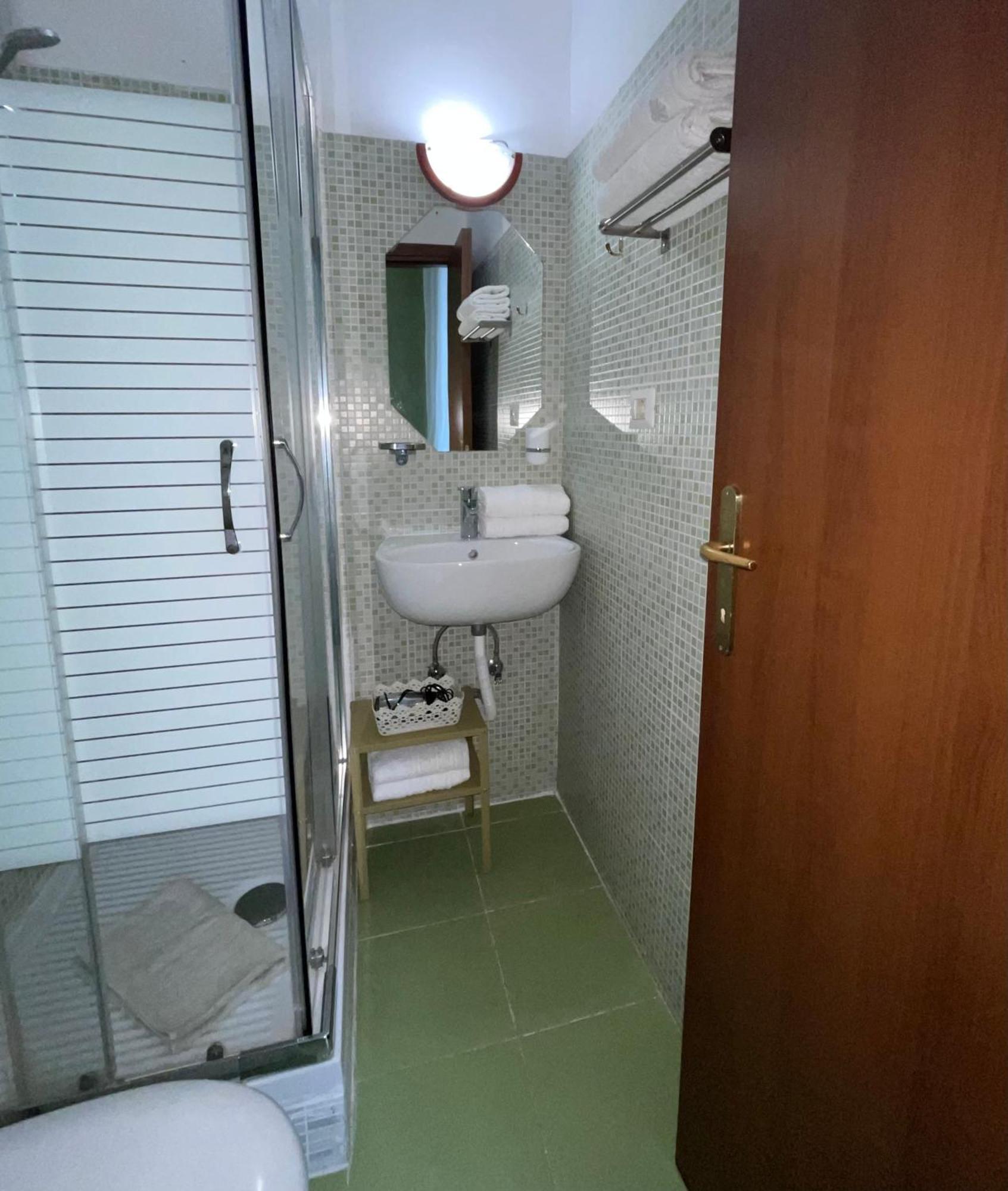 Guest House Meret Roma Dış mekan fotoğraf